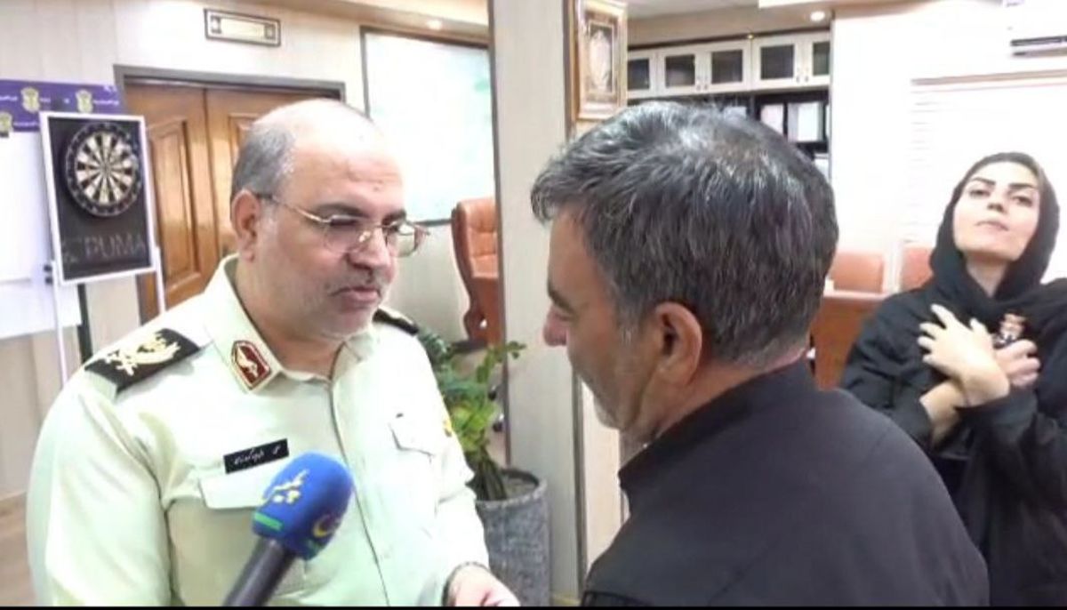 حضور خانواده «الهه حسین‌نژاد» در پلیس آگاهی؛ اشد مجازات را برای قاتل جانی خواستاریم + فیلم