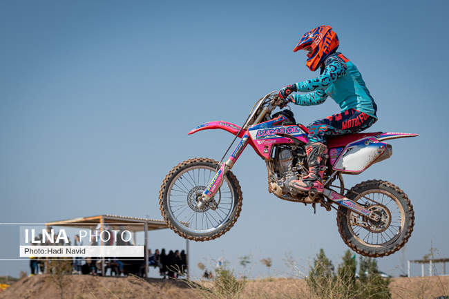 اولین دوره مسابقات موتور کراس بانوان ایران