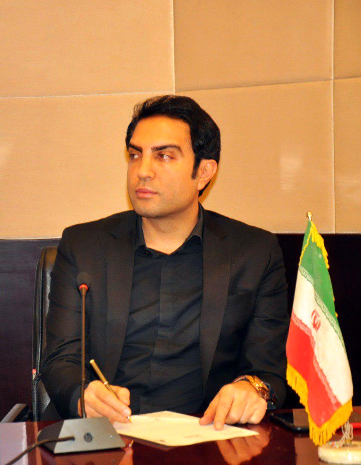 استاندارد زبان مشترک در دهکده امن جهانی است/ لزوم نمونه برداری از خط تولید کارخانه‌ها