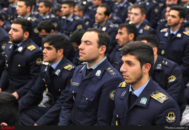 دیدار فرماندهان و کارکنان نیروی هوایی ارتش با رهبر انقلاب اسلامی