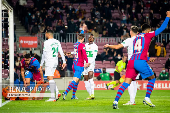  دیدار تیمهای فوتبال بارسلونا و الچه 