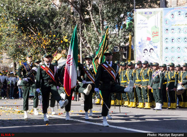 رژه نیروهای مسلح در اردبیل