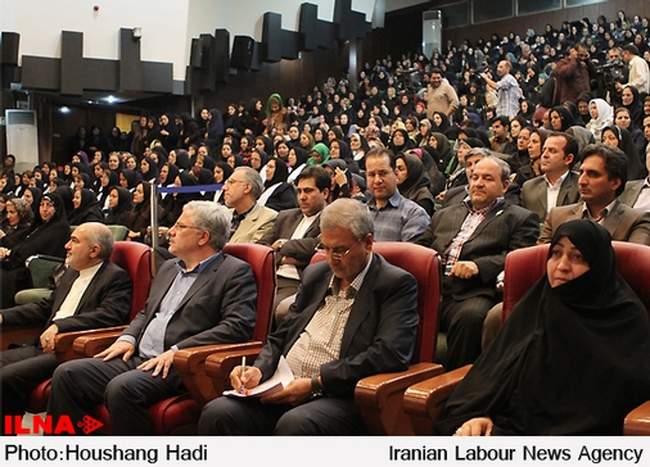 همایش تجلیل از گارگران نمونه زن با حضور آیت الله هاشمی رفسنجانی