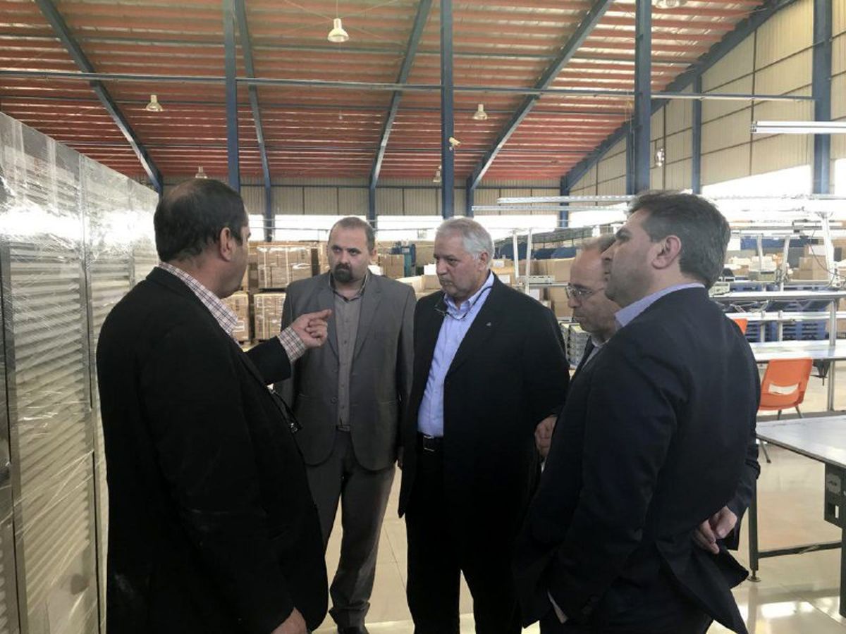 بازدید رئیس هیات مدیره سایپا از قطعه سازان استان فارس