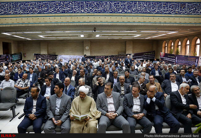 مراسم ترحیم والده احمد خرّم وزیر راه و ترابری دوره ی دوم دولت اصلاحات 