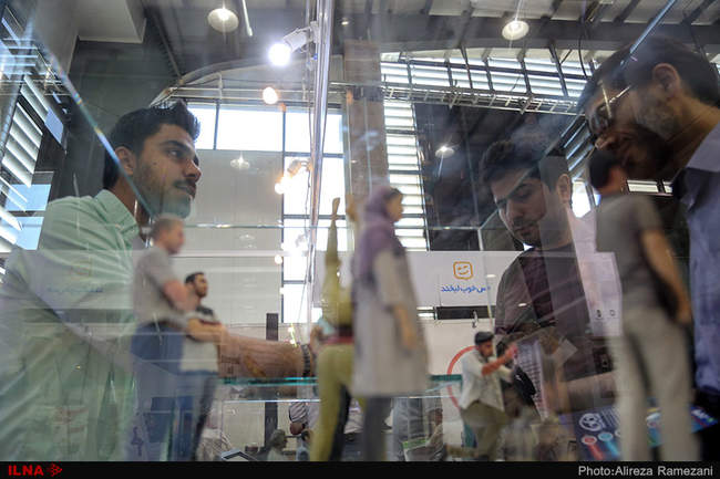 بیست و چهارمین نمایشگاه الکامپ