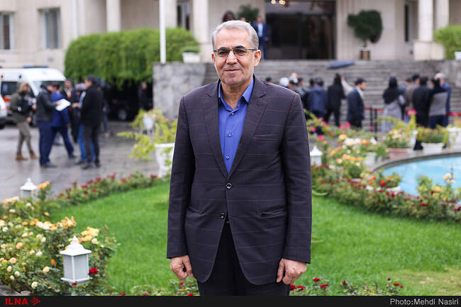  فتح الله حقیقی