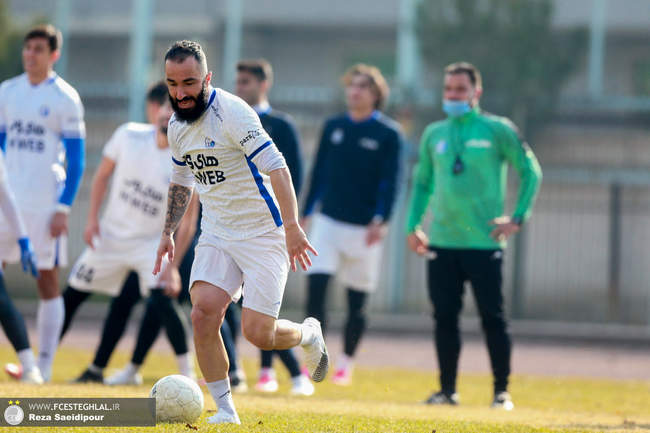 گزارش تصویری تمرین استقلال: پرواز دیاباته و شادی آبی‌ها