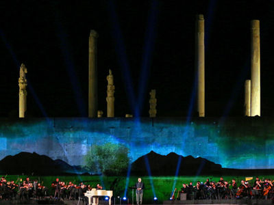 درخواست هنرمندان و کنشگران میراث فرهنگی از دولت و مجلس برای پایان اجراهای موسیقی در تخت جمشید