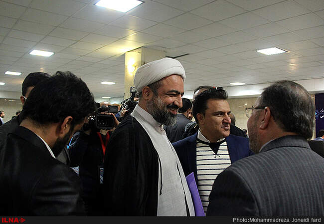  هفتمین روز ثبت‌نام داوطلبان مجلس خبرگان و مجلس شورای اسلامی /15