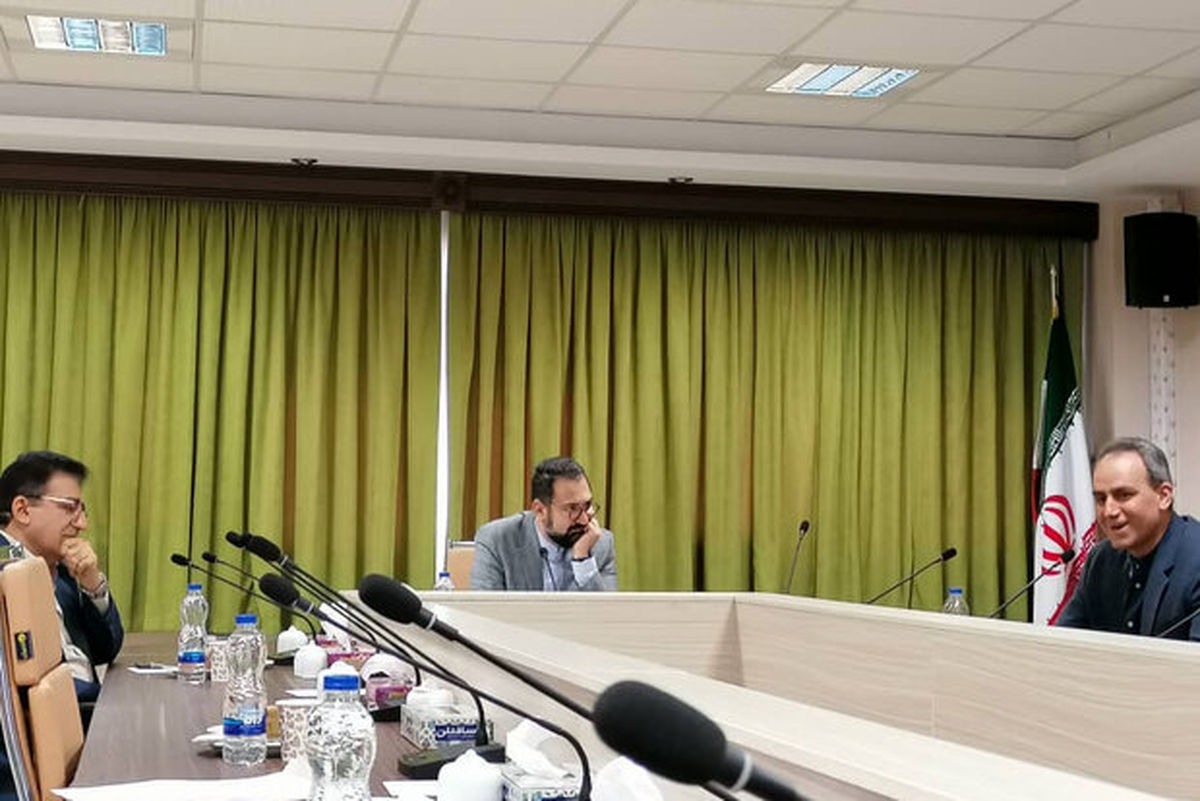 معارفه و تکریم مدیرکل جدید و سابق هنرهای نمایشی برگزار شد