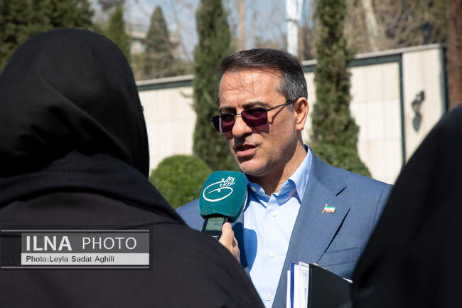 حاشیه جلسه هیات دولت- 6 اسفند