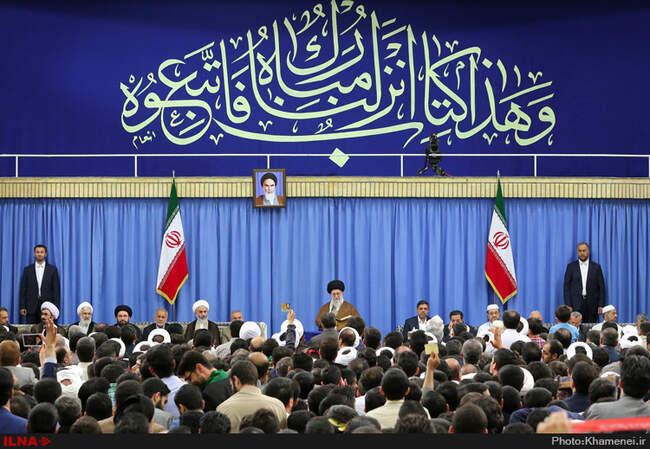 دیدار شرکت‌کنندگان در مسابقات بین‌المللى قرآن کریم‌ بارهبر انقلاب اسلامی 