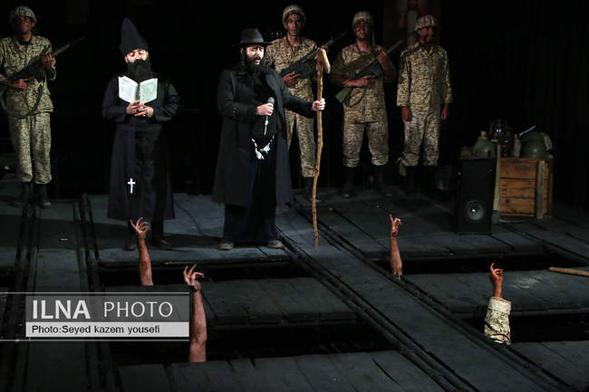 تئاتر «اولولری قویلایین»؛ پیام‌آور صلح روی صحنه تبریز