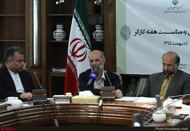 نشست خبری  محمد مهدی حیدریان و دبیرکل خانه کارگر 