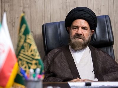 احمدی‌نژاد برخلاف گفته‌اش عمل کرد/ اگر زن بودیم بیشتر از این از دنیا لذت می‌بردیم