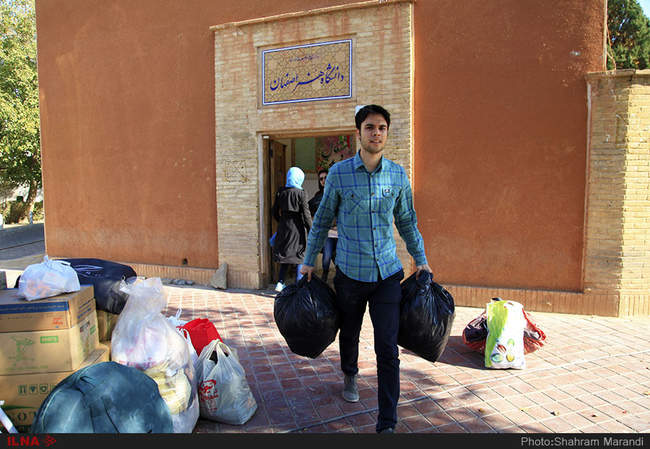 کمک های مردمی به زلزله زدگان غرب کشور-اصفهان