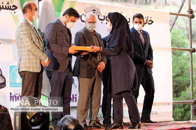 اولین جشنواره استعداد یابی و نخبه پروری خانواده  بزرگ ذوب آهن برگزار 