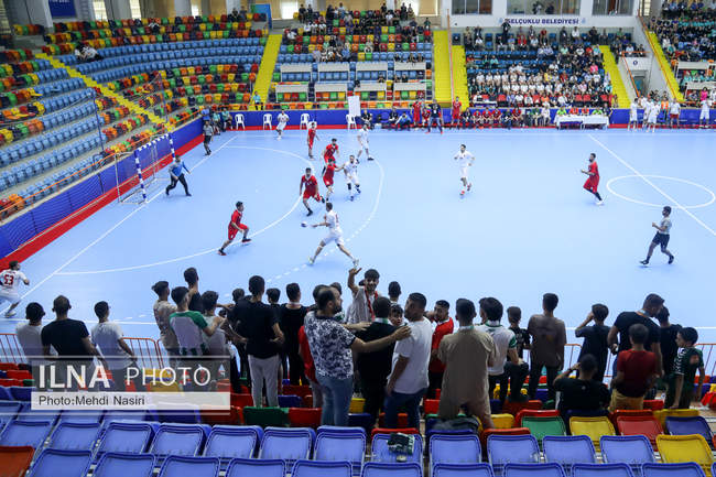 دیدار تیم‌های ملی هندبال  ایران و ترکیه