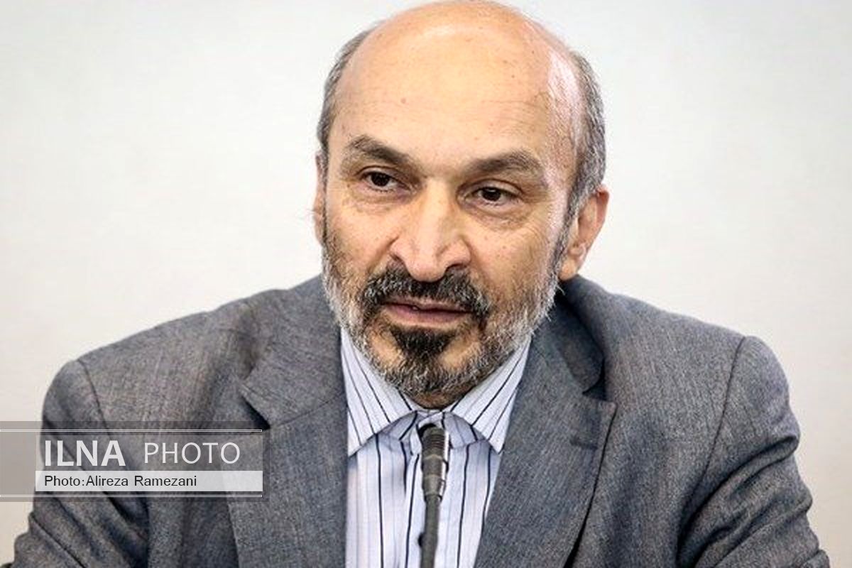لزوم تربیت دانشجو متناسب با تقاضای جامعه و صنعت 