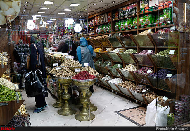 بازار میوه و آجیل در آستانه شب یلدا