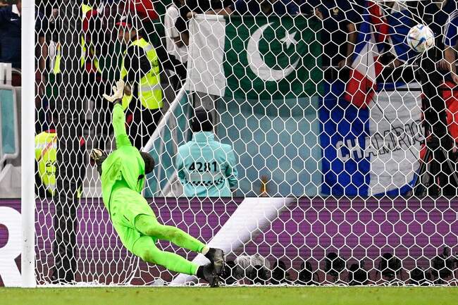 France v Poland_ Round of 16 - FIFA World Cup Qatar 2022 (15)