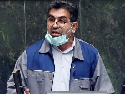 دولت حق ندارد در عزل و نصب افراد در صندوق‌ها دخالت کند/ بیمه زنان خانه‌دار فراموش نشود