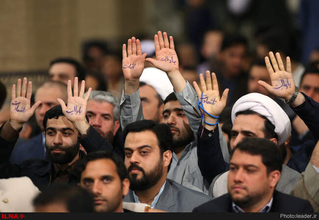 دیدار شرکت‌کنندگان مسابقات بین‌المللی قرآن با رهبر انقلاب 