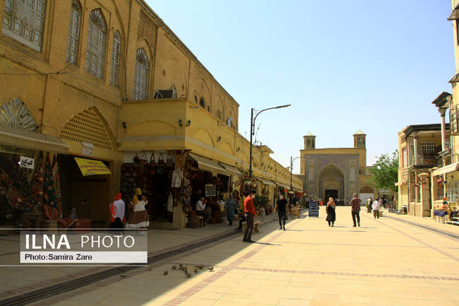 بازدید مسافران نوروزی ازمجموعه زندیه شیراز