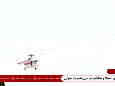 تصاویری از مانور تیم امداد و نجات هلال احمر به همراه بالگرد و سگ‌های تجسس