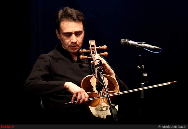 کنسرت حسین علیزاده و گروه هم آوایان