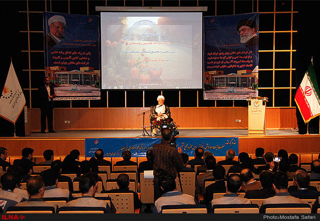 بازدید آیت‌الله هاشمی رفسنجانی  از پارک علم و فناوری خراسان رضوی 