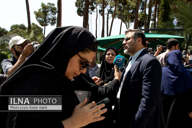 حاشیه جلسه هیئت دولت