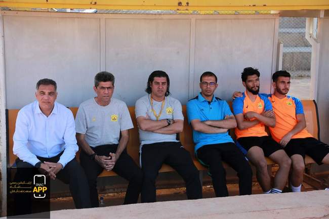 گزارش تصویری بازی تدارکاتی صنعت نفت آبادان و امید سپاهان