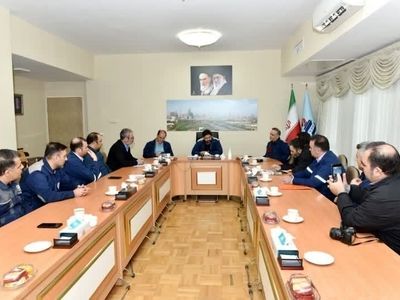 حذف ۹ پیمانکار از پتروشیمی تبریز/ کارگران تبدیل وضعیت شدند
