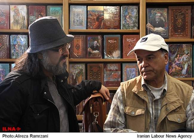 حضور اهالی فرهنگ و کتاب در کتابفروشی‌ها