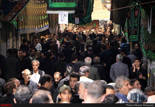 مراسم عزاداری و خیمه سوزان روز عاشورا در بازار تهران