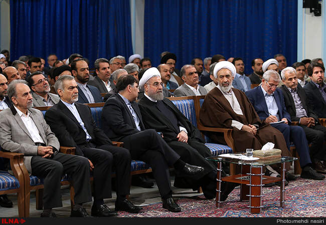 دیدار معاونین و مدیران ارشد بنیاد مسکن انقلاب با رئیس جمهور