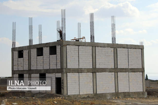 بازدید خبرنگاران از طرح نهضت ملی مسکن شهرستان شبستر