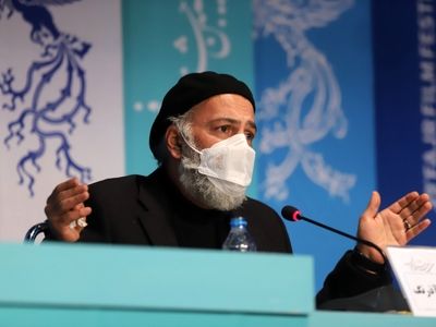 موشک «روزی روزگاری آبادان» خیلی شریف‌تر از بسیاری از سیاستمداران امروز است