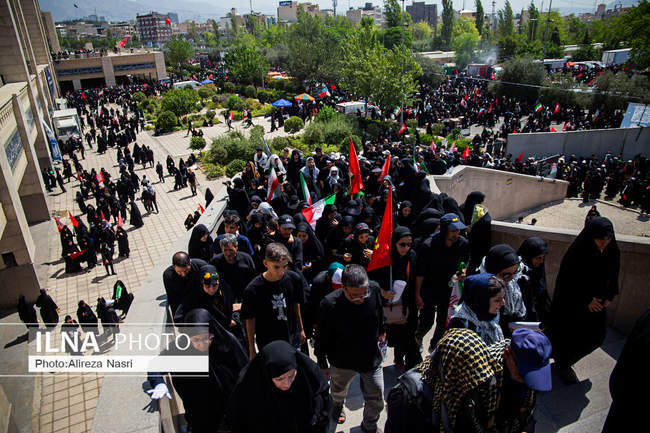  دومین روز مراسم وداع با رهبر شهید انقلاب در مصلای تهران/ 12