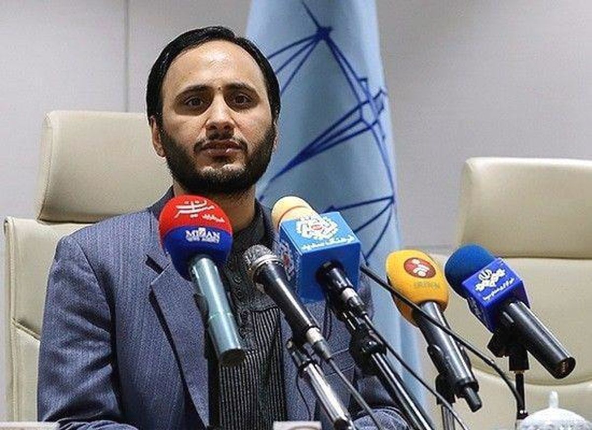 ارائه خدمات حقوقی رایگان در نیمه اول سال ۹۹ به کادر درمانی فعال در خط مقدم مقابله با شیوع بیماری کرونا