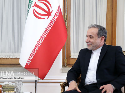 به کشور‌های منطقه گفتیم همان‌طوری که  ایران مرد جنگ است، در رابطه با همسایگانش هم مرد صلح است