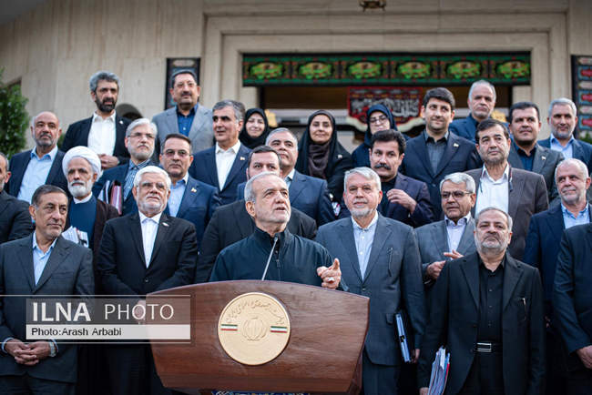  حاشیه جلسه هیات دولت