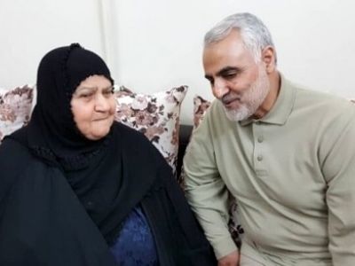 سرلشکر سلیمانی در منزل شهید علی هاشمی حاضر شد