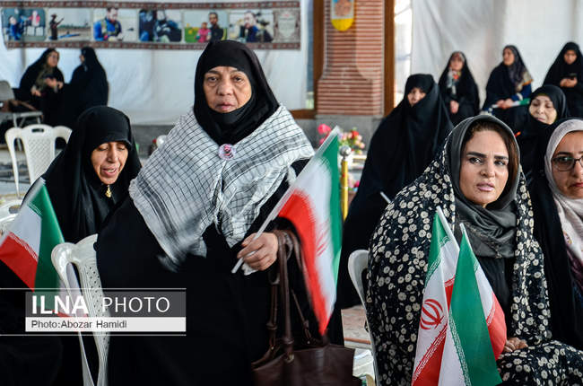  دهه فجر و آیین گلباران مزار شهدا رشت توسط نماینده ولی فقیه و استاندا�