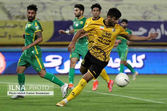 برد سپاهان برابر صنعت نفت آبادان 