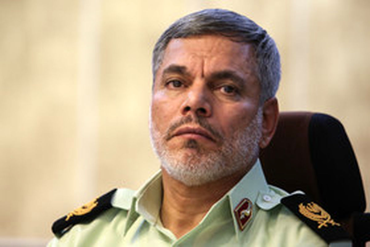 مردم تا آخرین قطره خون پای انقلاب ایستاده‌اند