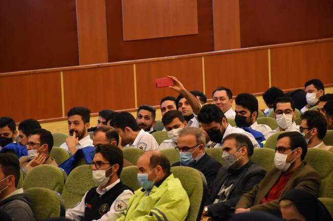 همایش تجلیل از مدافعان سلامت در اردبیل
