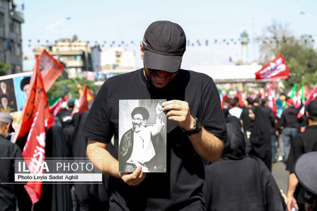 مراسم تشییع پیکر مطهر رهبر شهید انقلاب / 1